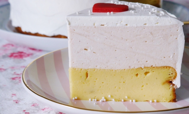 Vanille-Käsekuchen-Torte